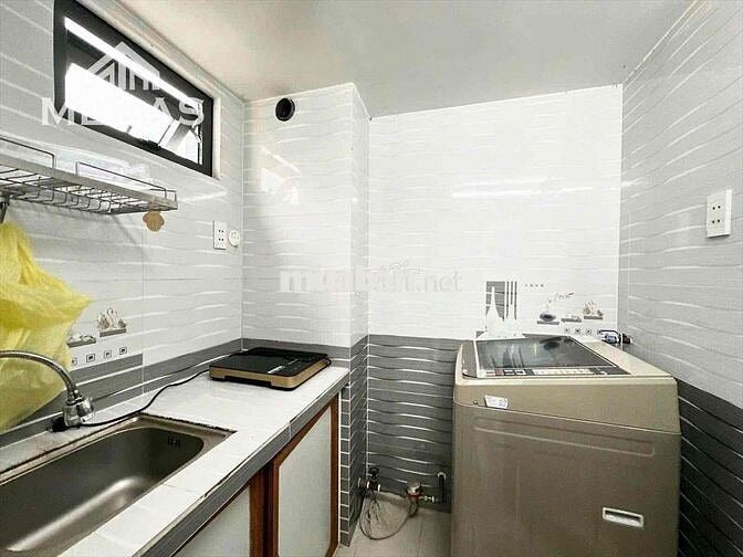 CHO THUÊ CĂN HỘ CMT8 - Q3 - NGAY CV THỎ TRẮNG - THANG MÁY - 40m2