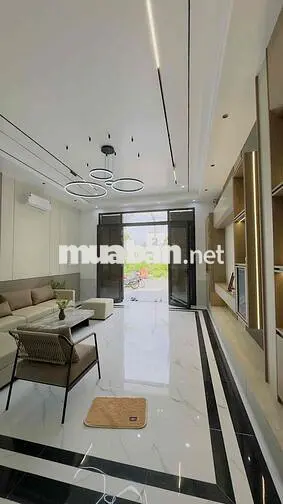 Bán Nhà xây mới 1 trệt 2 lầu , thiết kế hiện đại , gần bến xe Cần Thơ