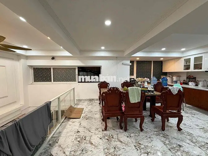 CHO THUÊ NHÀ NGUYÊN CĂN NGAY DƯỚI CHÂN CẦU TÂN THUẬN, GẦN QUẬN 4, KCX