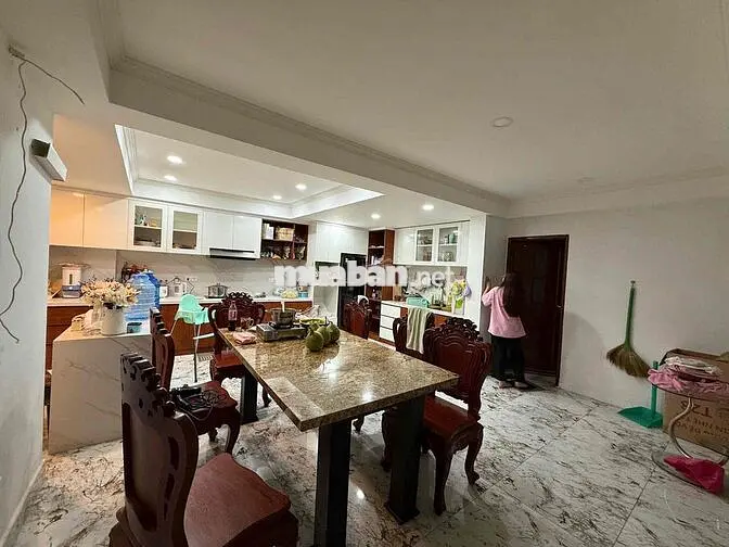 CHO THUÊ NHÀ NGUYÊN CĂN NGAY DƯỚI CHÂN CẦU TÂN THUẬN, GẦN QUẬN 4, KCX