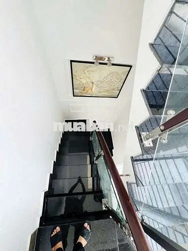 CHO THUÊ NHÀ HXH, LÊ HỒNG PHONG