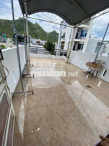 🏡 CHO THUÊ NHÀ NGUYÊN CĂN 3 PHÒNG NGỦ – VĨNH HOÀ – 10 TRIỆU/THÁNG