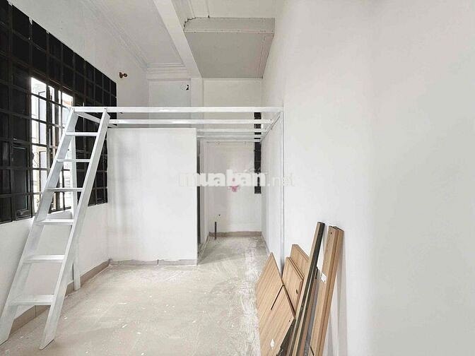 KHAI TRƯƠNG NHÀ MỚI ĐỘC QUYỀN BAN CÔNG MỚI KENG GẦN VĂN LANG - IUh