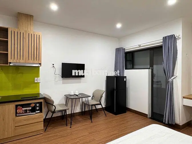 Căn hộ studio sát biển Mỹ Khê, có máy giặt riêng, giá cực tốt