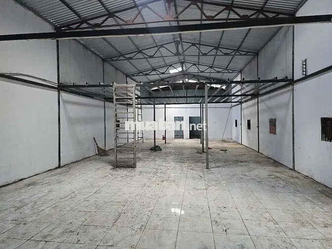 CHO THUÊ KHO,XƯỞNG 350M² GIÁ 27TR/T, Đ XE LỚN NGAY PHẠM ĐĂNG GIẢNG 