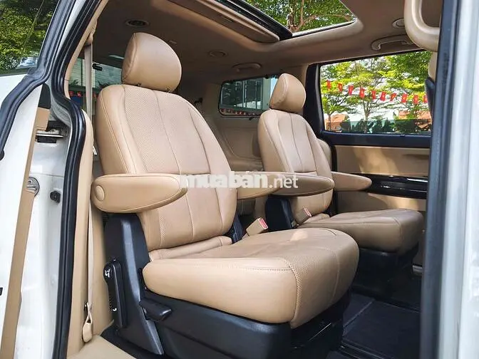 Kia Sedona 2020 Dầu Trắng 7 chỗ Tự động