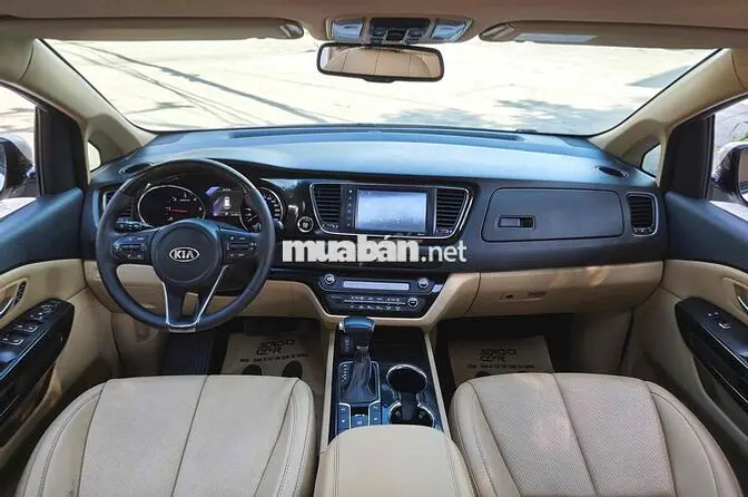 Kia Sedona 2020 Dầu Trắng 7 chỗ Tự động