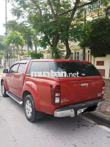 Isuzu D-Max Đỏ Số sàn 5 chỗ