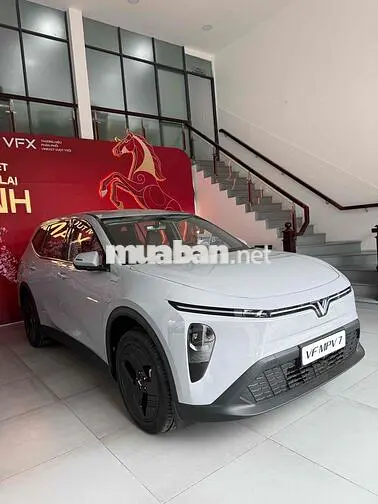 VinFast VF MPV 7 Trắng Xe ô tô điện
