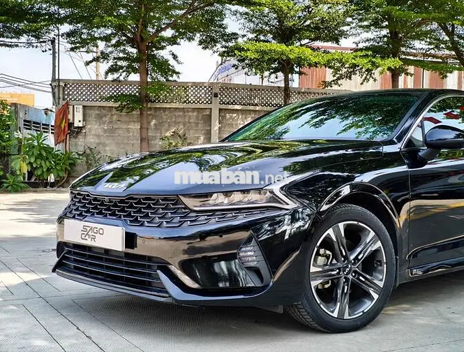 Kia K5 Luxury Đen 38.000km