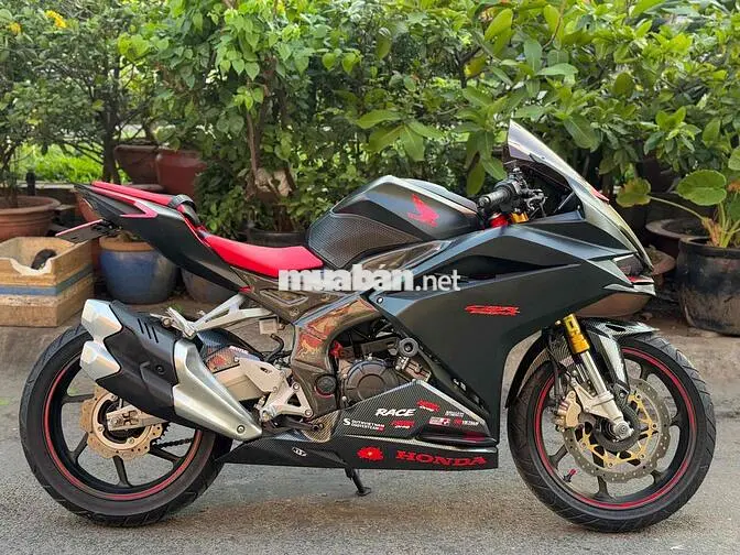 Honda CBR250RR 2020 Đen 10000km, zin đẹp 9 chủ