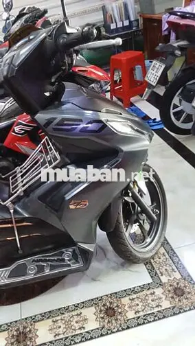 Honda Airblade 150 Tự động Xám