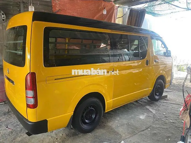 Toyota Van 2005 6 chỗ Vàng