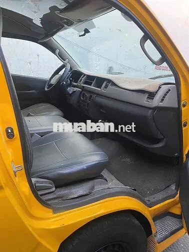 Toyota Van 2005 6 chỗ Vàng