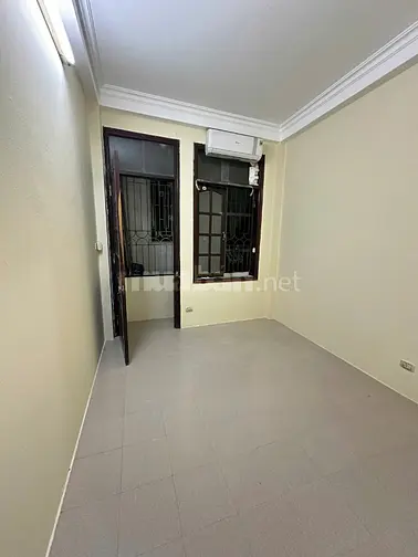 Cho thuê nhà ngõ 127 Văn Cao, Liễu Giai, Ba Đình, Hà Nội