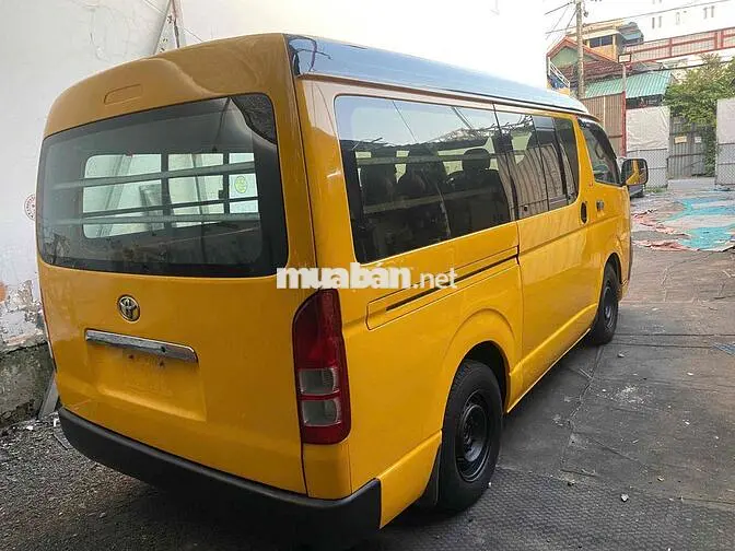 Toyota Van 2005 6 chỗ Vàng