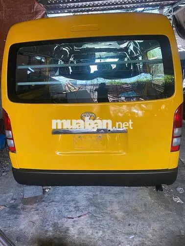 Toyota Van 2005 6 chỗ Vàng