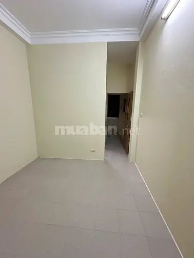 Cho thuê nhà ngõ 127 Văn Cao, Liễu Giai, Ba Đình, Hà Nội