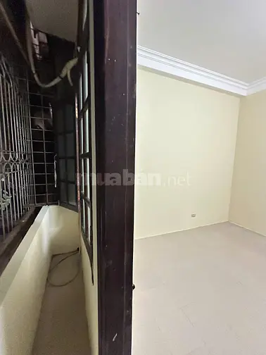 Cho thuê nhà ngõ 127 Văn Cao, Liễu Giai, Ba Đình, Hà Nội