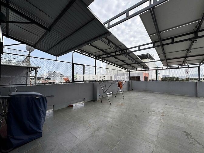 Căn hộ 1PN có ban công, full nội thất, gần biển Nguyễn Tất Thành