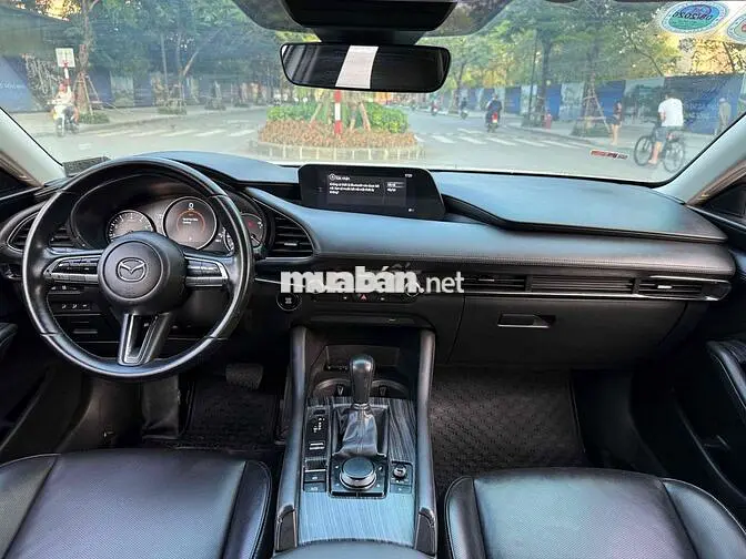 Mazda Mazda 3 Luxury 2020 Trắng 69000 km
