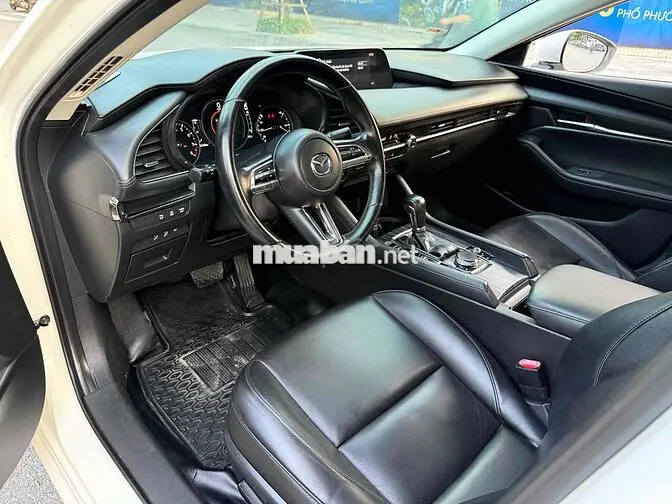 Mazda Mazda 3 Luxury 2020 Trắng 69000 km