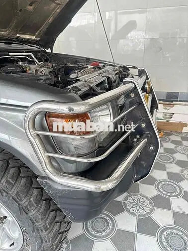 Mitsubishi Pajero V6 3000 Xám 5 chỗ