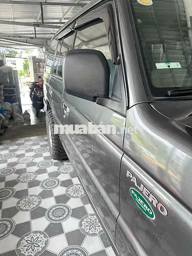 Mitsubishi Pajero V6 3000 Xám 5 chỗ