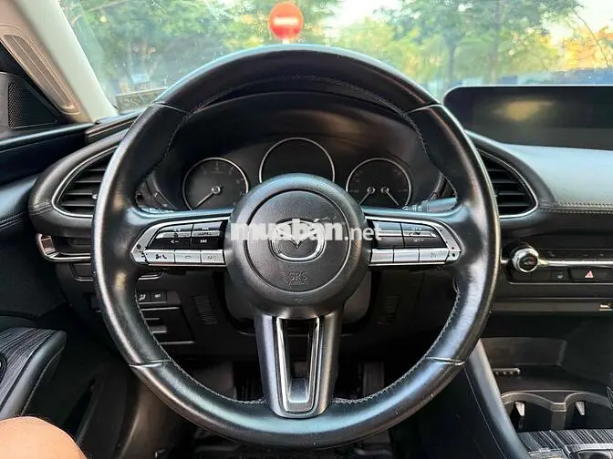 Mazda Mazda 3 Luxury 2020 Trắng 69000 km