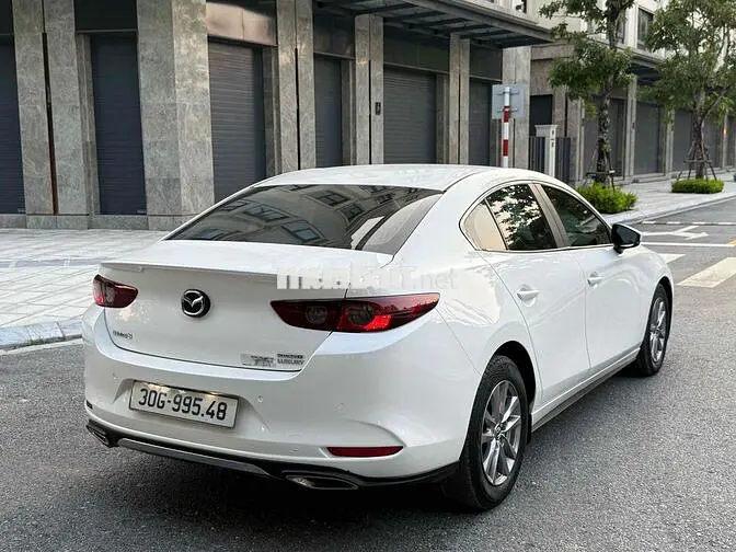 Mazda Mazda 3 Luxury 2020 Trắng 69000 km