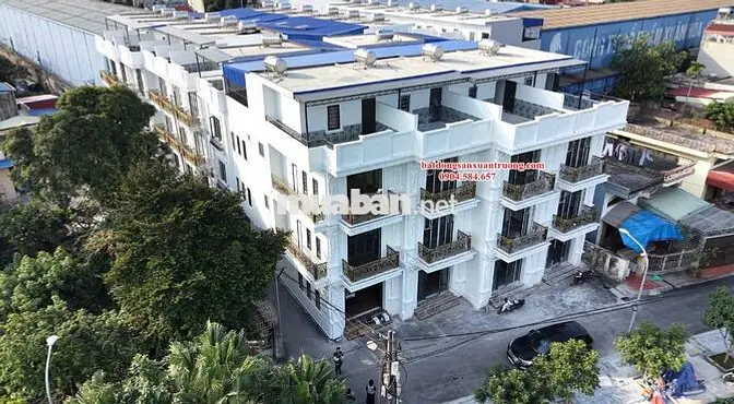 Rẻ quá hơn 2 tỷ nhà mới 3.5 tầng cọc KN - ngay TT chợ Quán Toan