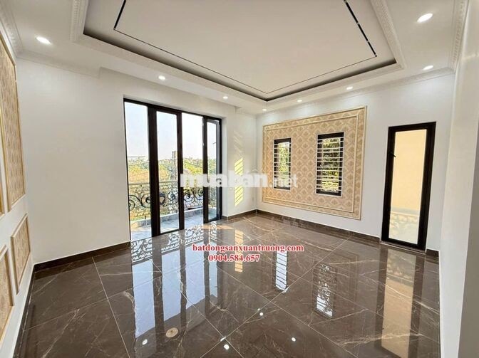 Rẻ quá hơn 2 tỷ nhà mới 3.5 tầng cọc KN - ngay TT chợ Quán Toan