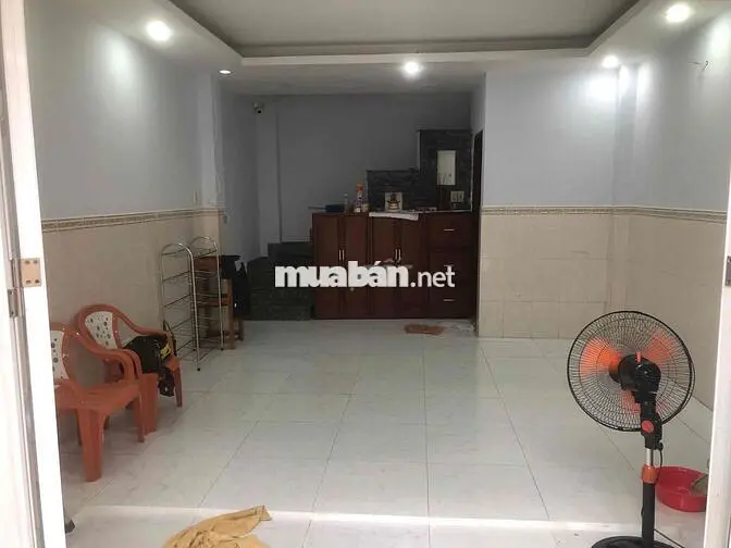gia đình cho thuê nhà nguyên căn