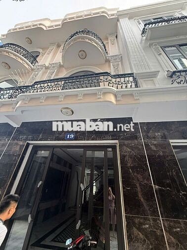 Hùng Vương- Hồng Bàng hơn 2 tỷ -nhà mới 3.5 tầng -trường Xanh Tuệ Đức