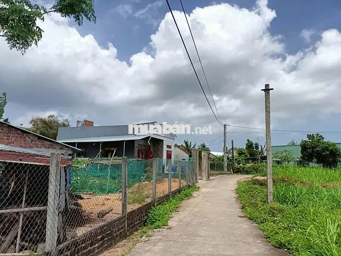 bán lô đất đẹp 2mt Quế Mỹ đẹp và rẻ hơn các lô bên cạnh rất nhiều