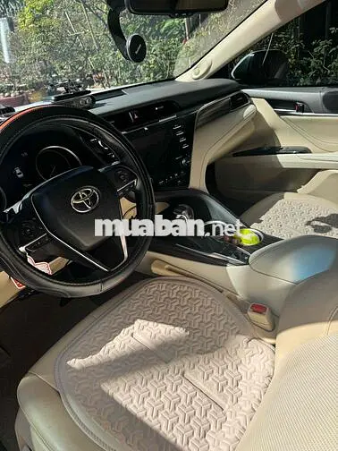 Toyota Camry 2.5Q 2019 Trắng 59000km