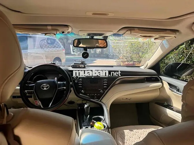 Toyota Camry 2.5Q 2019 Trắng 59000km
