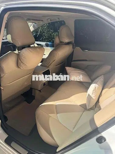 Toyota Camry 2.5Q 2019 Trắng 59000km