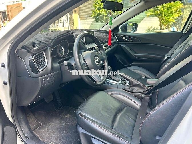 Mazda Mazda 3 2016 Trắng Số tự động 73.000 km