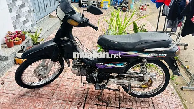 Dream lùn 50cc bstp đã lên 110 lốp mới sườn ko muc