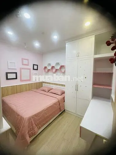 Cho thuê căn 2PN Emerald - Celadon City giá tốt