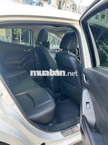 Mazda Mazda 3 2016 Trắng Số tự động 73.000 km