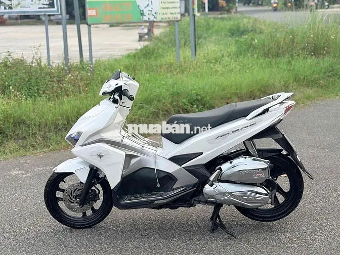 Honda Air Blade Trắng nguyên rin biễn 43