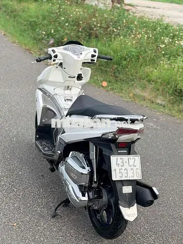 Honda Air Blade Trắng nguyên rin biễn 43