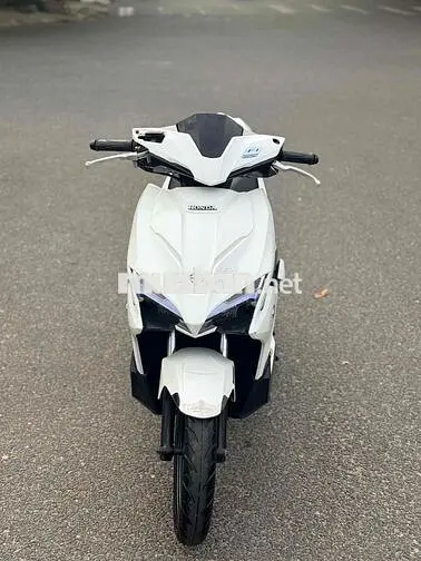 Honda Air Blade Trắng nguyên rin biễn 43