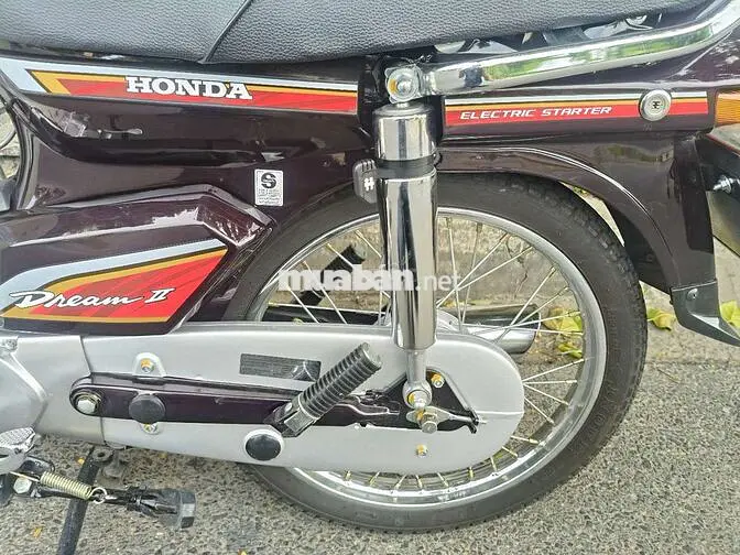 Honda Dream Thái Nâu, Trắng