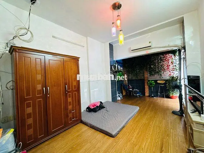 CẦN BÁN GẤP NHÀ HẺM ĐƯỜNG PHAN VĂN TRỊ  - P12- BÌNH THẠNH