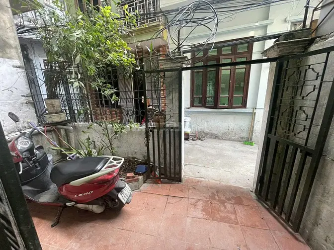  Nhà riêng ngõ 190 hoàng mai dt60m2x2t giá 8tr 