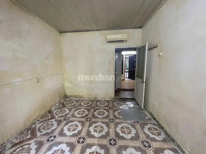  Nhà riêng ngõ 190 hoàng mai dt60m2x2t giá 8tr 