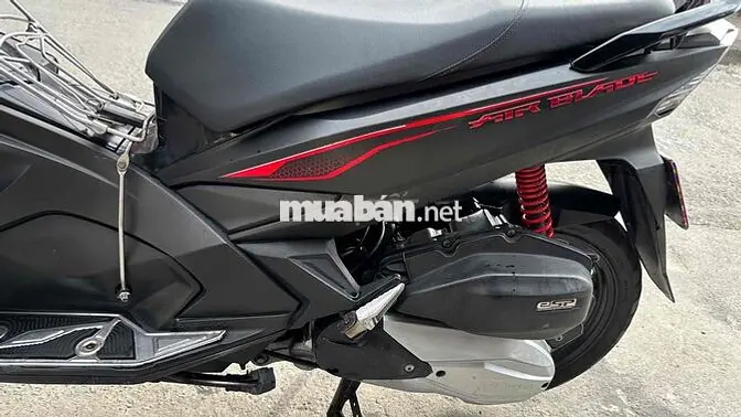 Honda Airblade fi 2018 Đen nhám ( hỗ trợ góp )